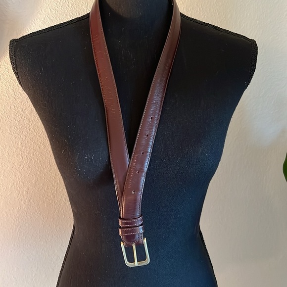 COACH Women’s Leather Burgundy Belt with Brushed Solid Brass Buckle Size 32 - Picture 14 of 15